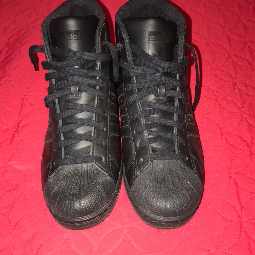 Black adidas “pro model”